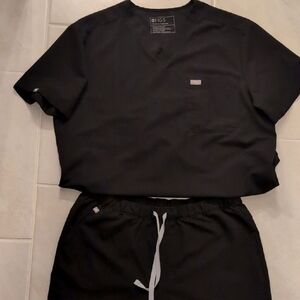 Figs Men's Scrub Set -large